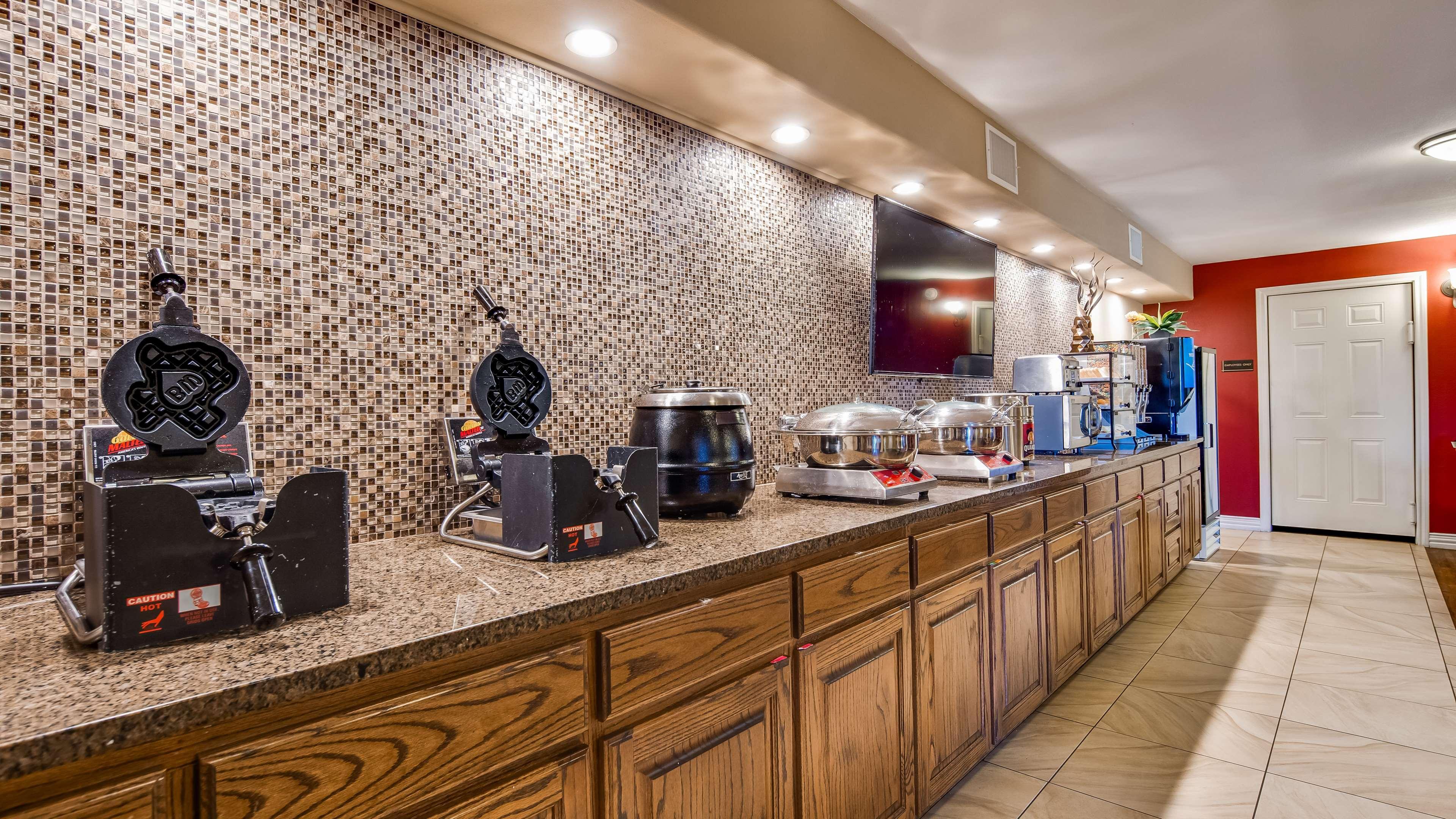 Best Western Canton Inn Экстерьер фото