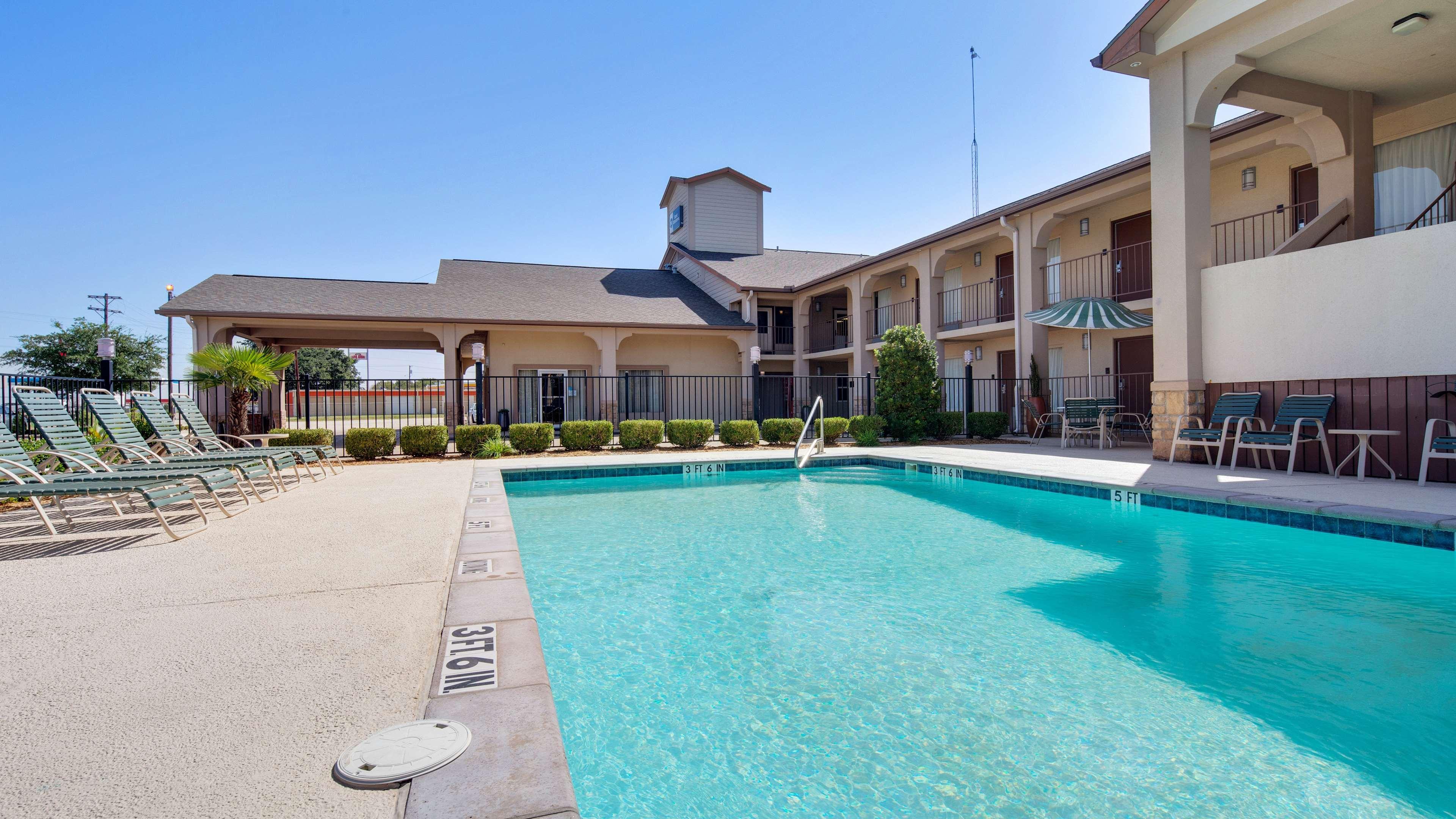 Best Western Canton Inn Экстерьер фото