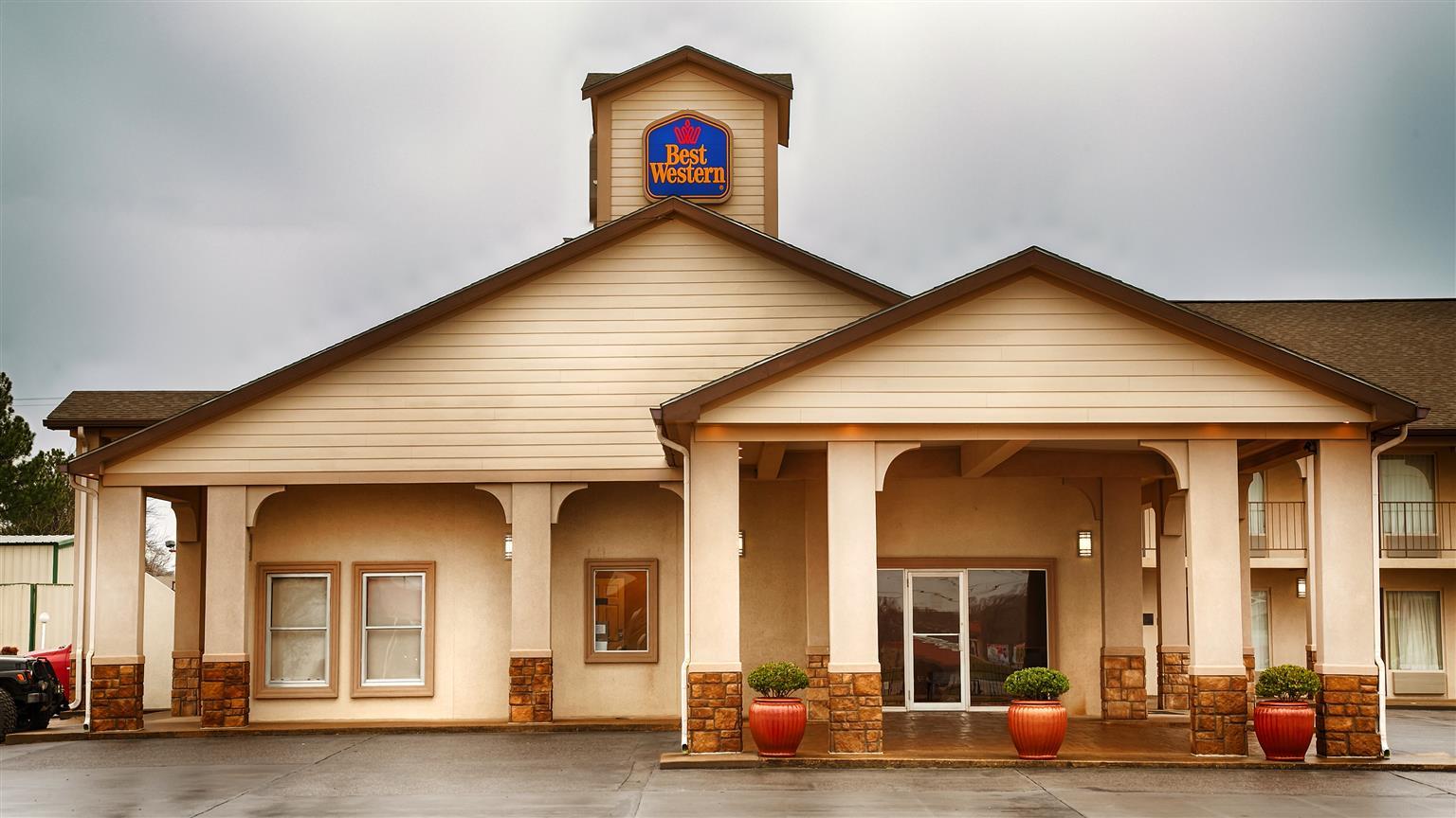 Best Western Canton Inn Экстерьер фото